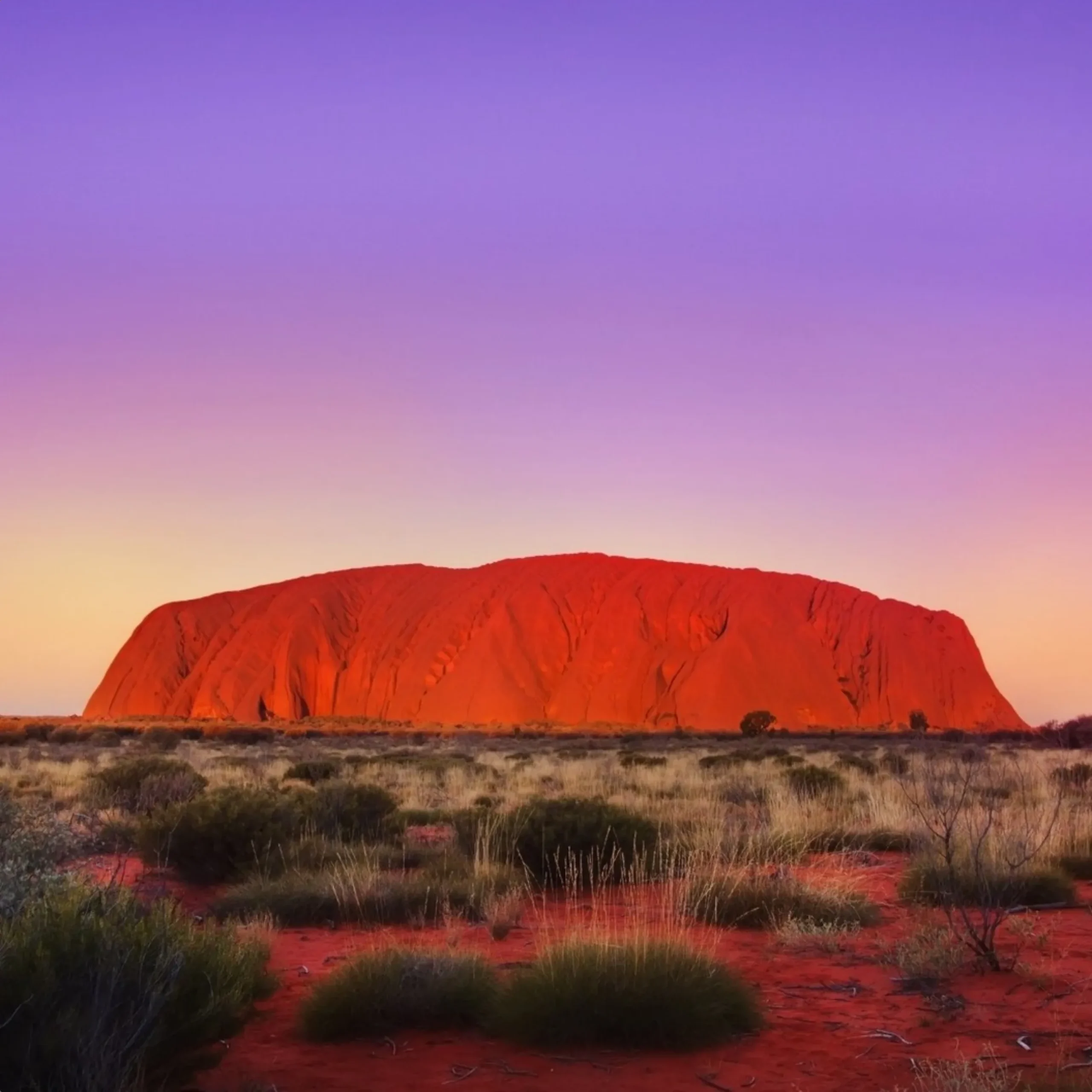 Why Ayers Rock Changes Colour: A Natural Wonder Explained